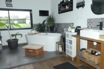 Maison - 186 m² - 3 pièces