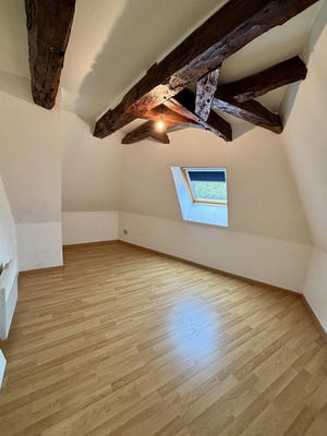 Maison - 80 m² - 5 pièces