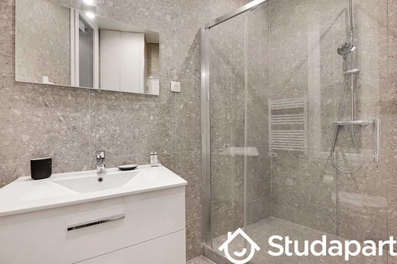 Appartement - 101 m² - 4 pièces