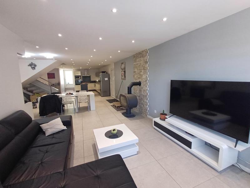 Maison - 190 m² - 5 pièces