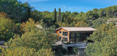 Maison - 228 m² - 5 pièces