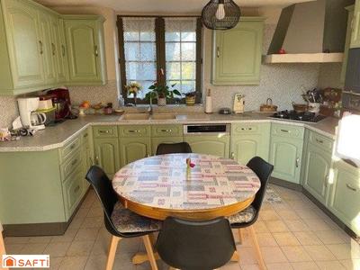 Maison - 158 m² - 6 pièces