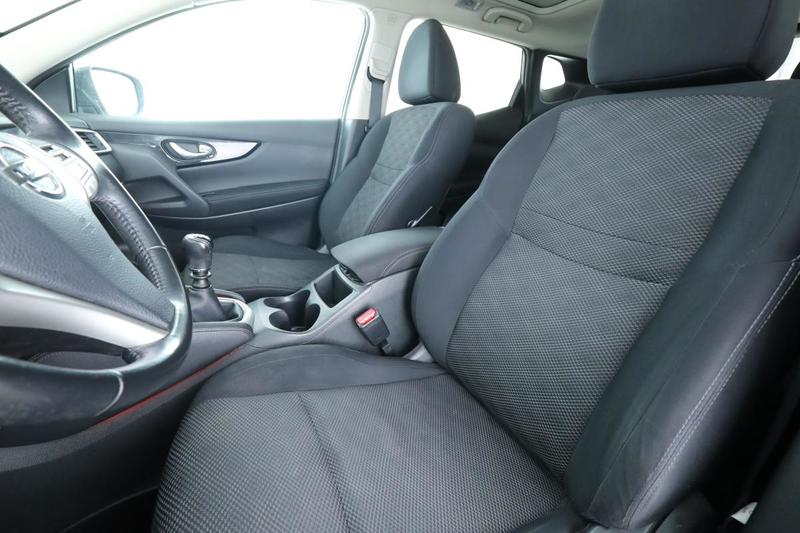 Nissan Qashqai 1.5 dCi n-Connecta 110 ch