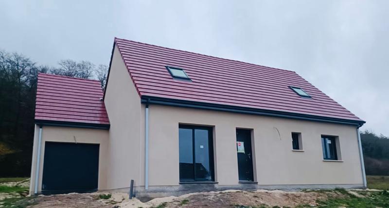 Maison - 96 m² - 5 pièces