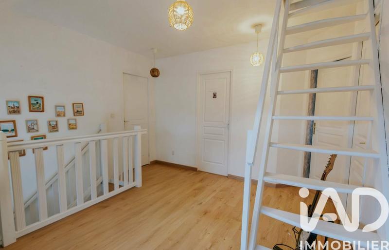 Maison - 136 m² - 6 pièces