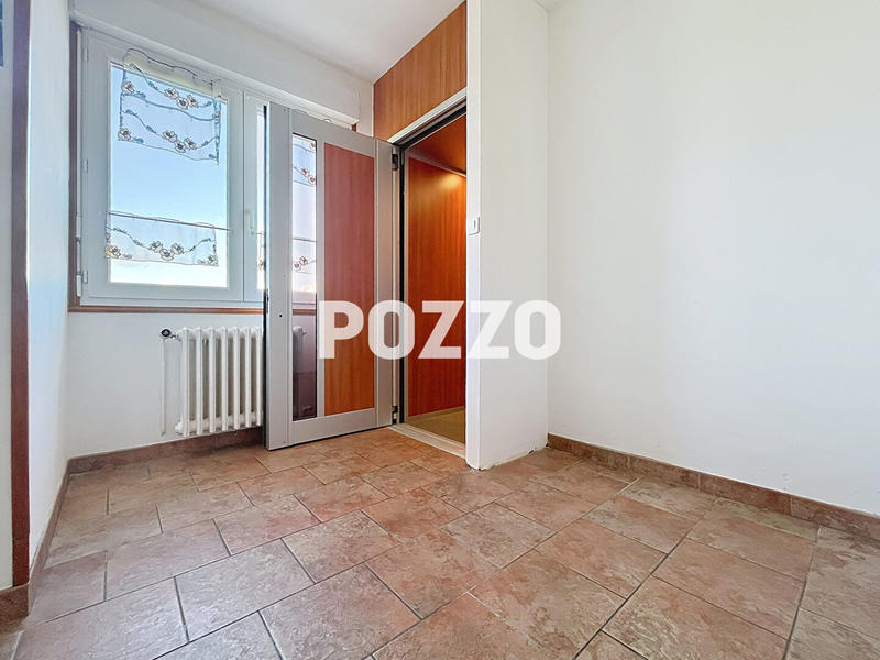 Maison - 100 m² - 6 pièces