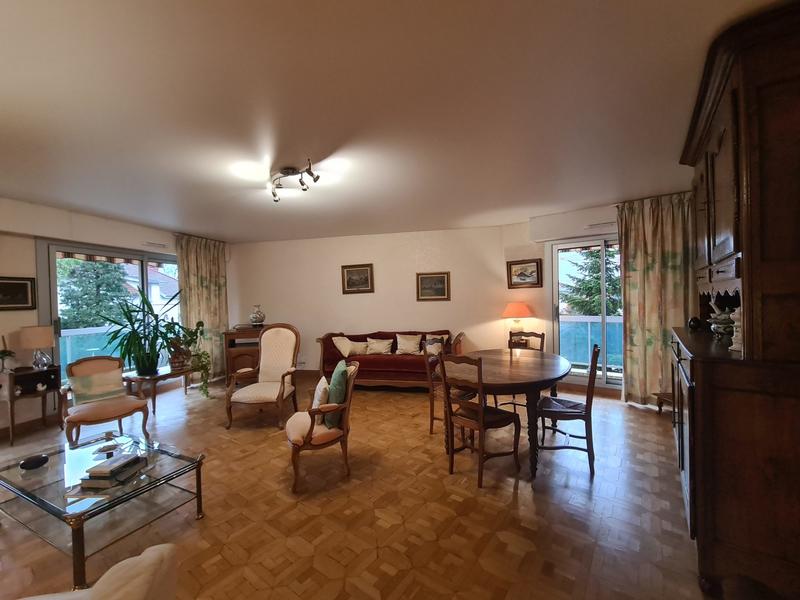 Appartement - 102 m² - 4 pièces