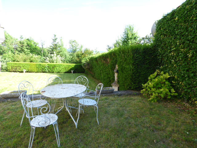 Maison - 298 m² - 8 pièces