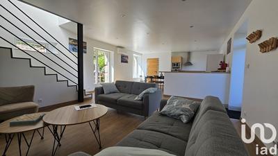 Maison - 160 m² - 8 pièces