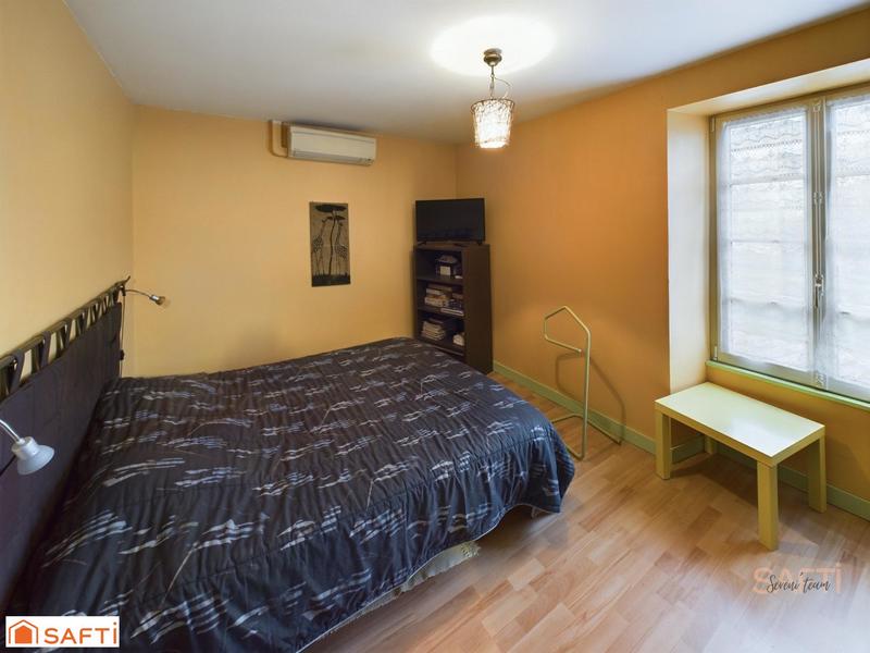 Maison - 185 m² - 7 pièces