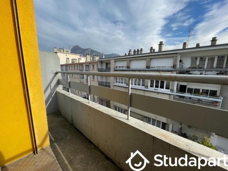 Appartement - 49 m² - 2 pièces