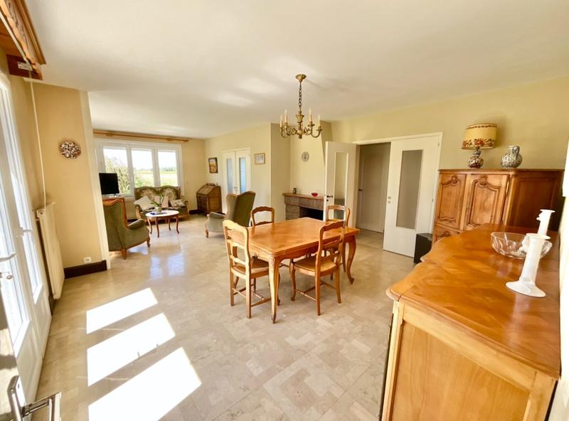 Maison - 151 m² - 6 pièces