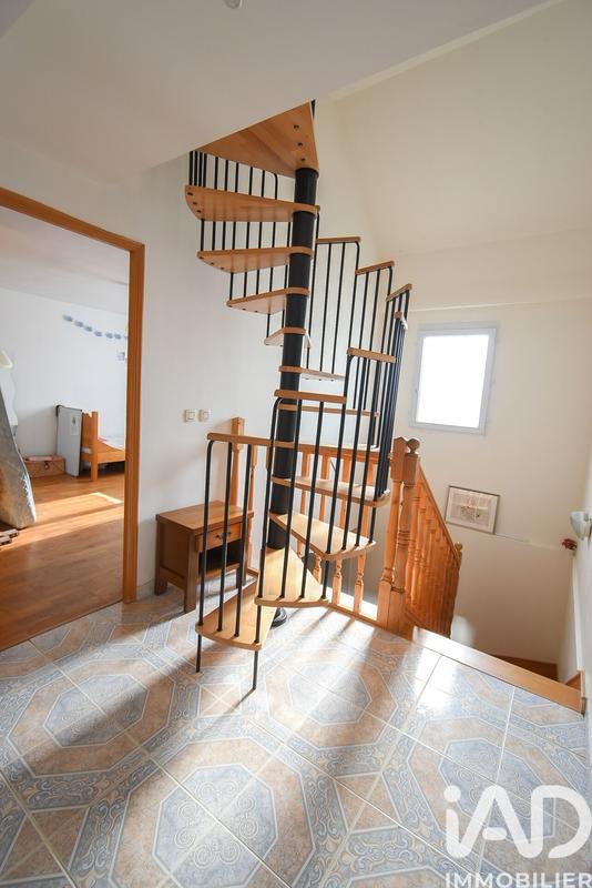 Maison - 126 m² - 8 pièces