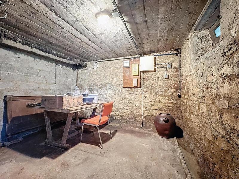 Propriété - 150 m² - 8 pièces