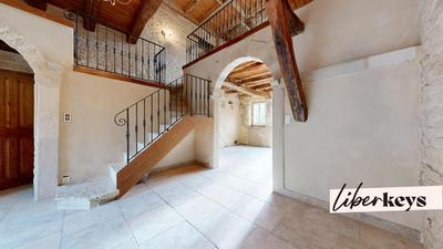 Maison de maîtres - 300 m² - 6 pièces