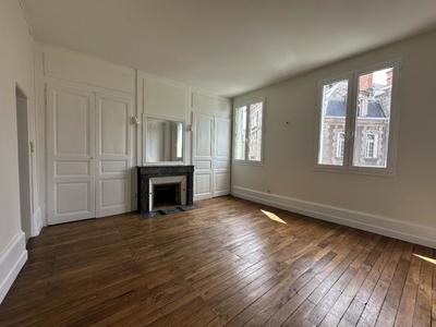 Appartement ancien - 150 m² - 5 pièces