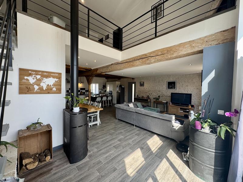 Maison ancienne - 173 m² - 7 pièces