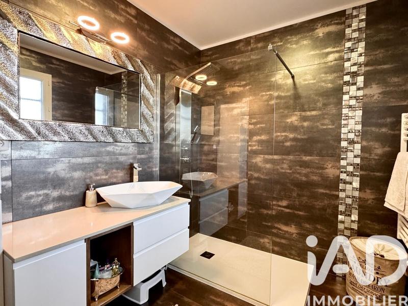 Maison - 136 m² - 5 pièces