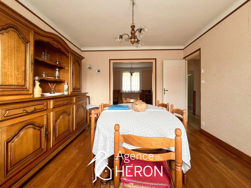 Maison - 85 m² - 6 pièces