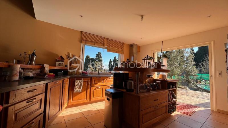 Villa - 195 m² - 5 pièces