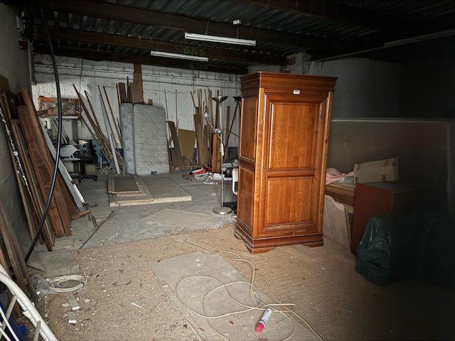 Maison - 350 m² - 9 pièces