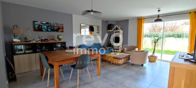 Maison - 105 m² - 4 pièces