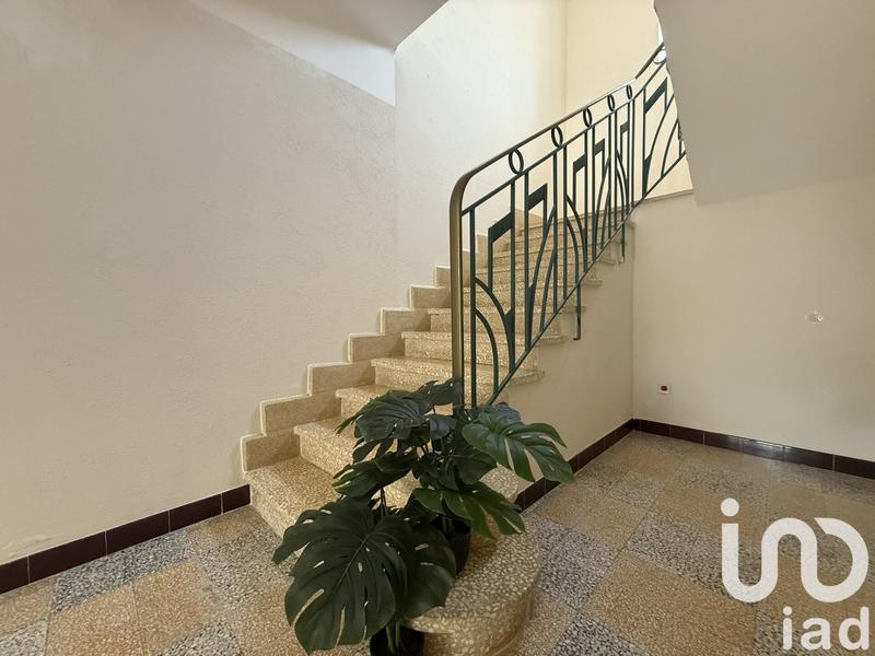 Maison - 250 m² - 8 pièces