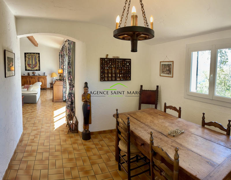 Maison - 130 m² - 4 pièces