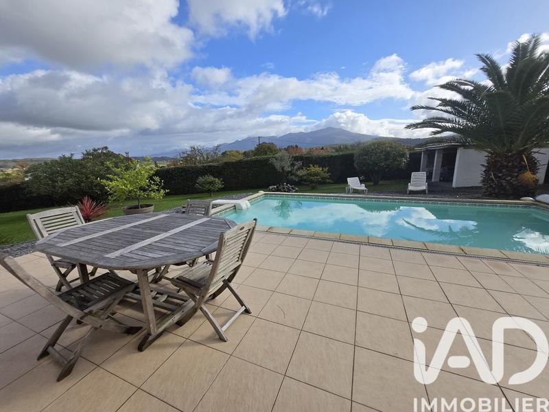 Maison - 120 m² - 4 pièces