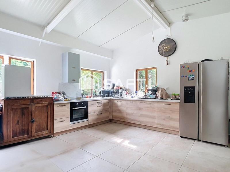 Châlet - 255 m² - 3 pièces