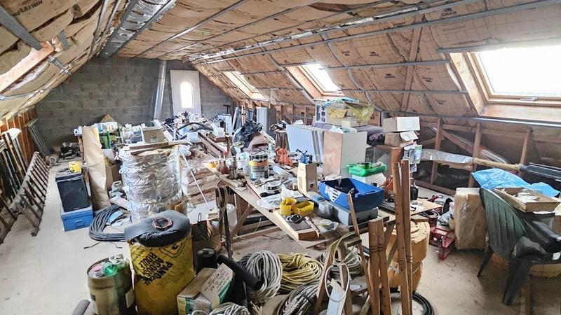 Maison - 102 m² - 5 pièces