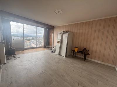 Appartement - 104 m² - 4 pièces