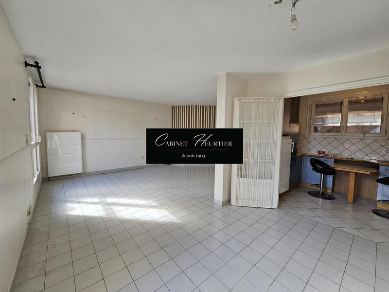 Appartement - 110 m² - 5 pièces