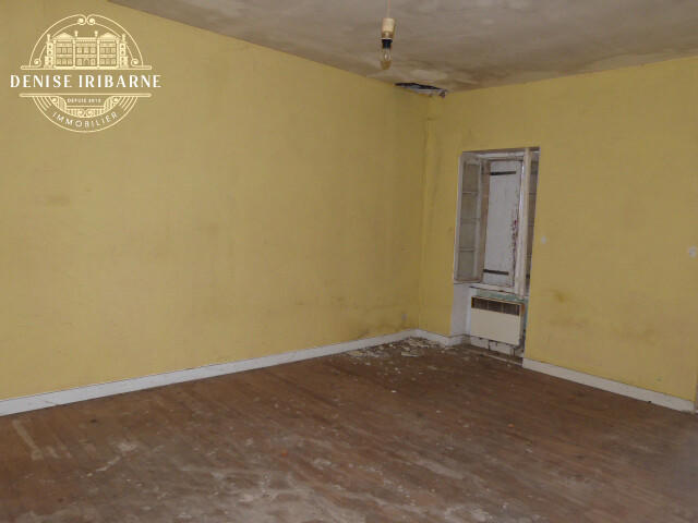 Corps de ferme - 282 m² - 12 pièces