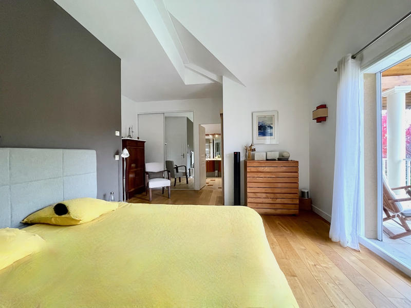 Villa - 230 m² - 7 pièces