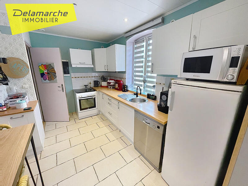 Maison - 107 m² - 6 pièces