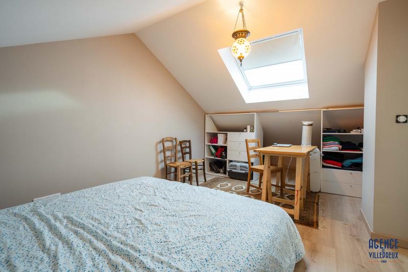 Appartement - 97 m² - 5 pièces