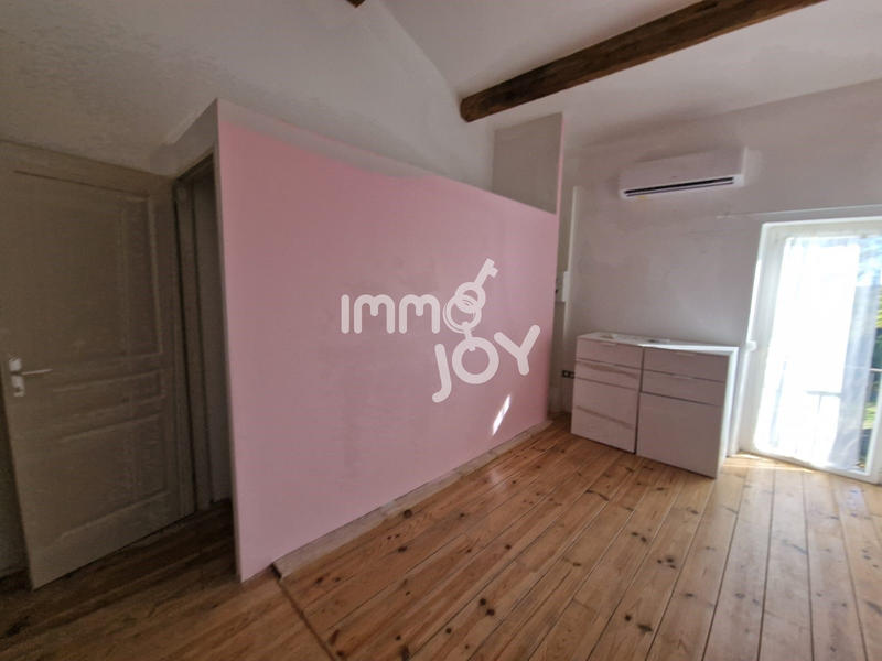 Maison - 206 m² - 6 pièces