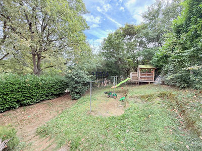 Maison - 102 m² - 4 pièces