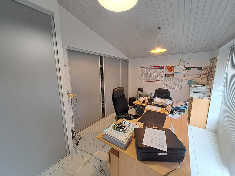 Local commercial - 55 m² - 4 pièces