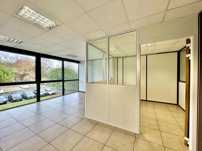 Bureau - 34 m² - 1 pièce