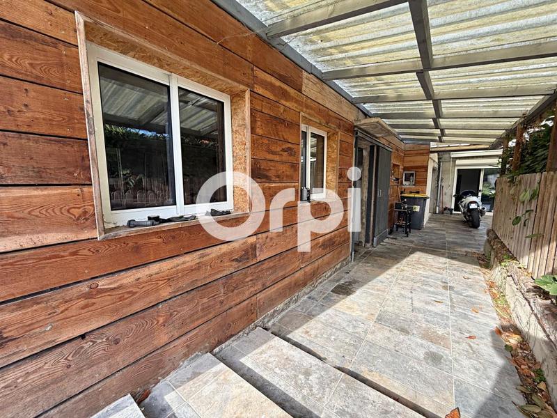 Maison - 140 m² - 7 pièces