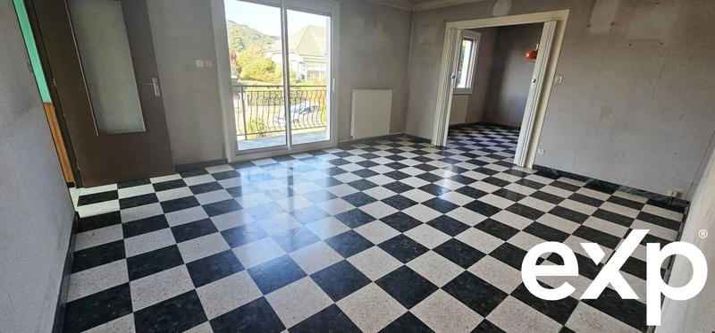 Maison - 174 m² - 7 pièces