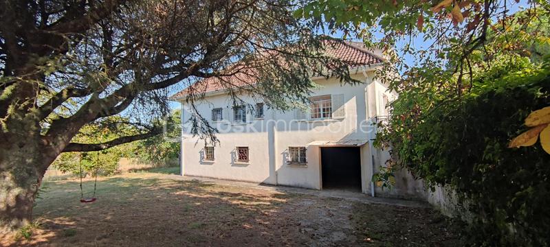 Demeure - 130 m² - 7 pièces