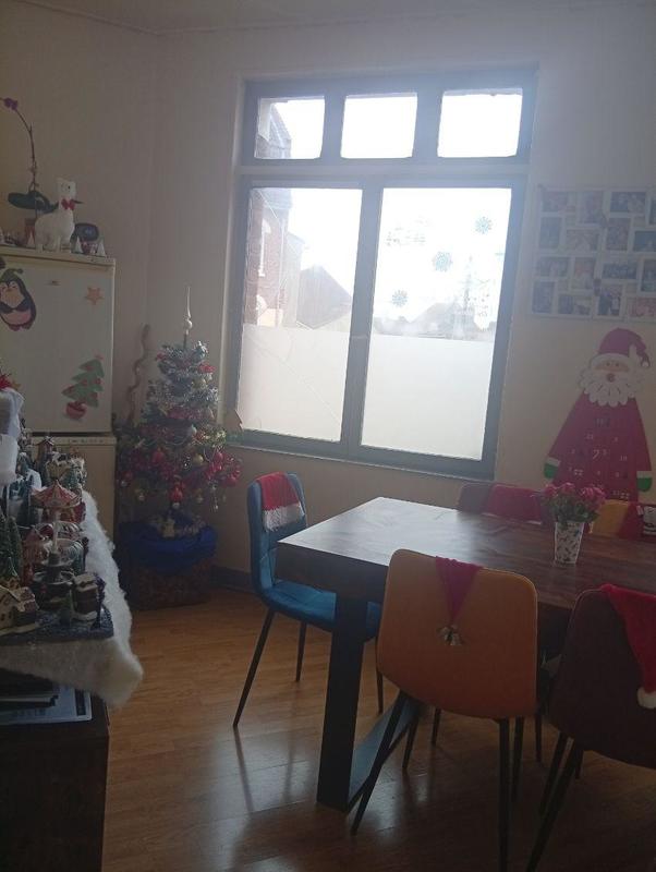 Immeuble - 121 m² - 8 pièces