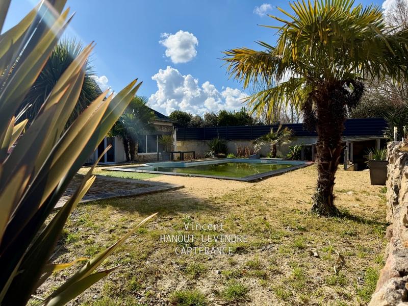 Maison - 259 m² - 12 pièces