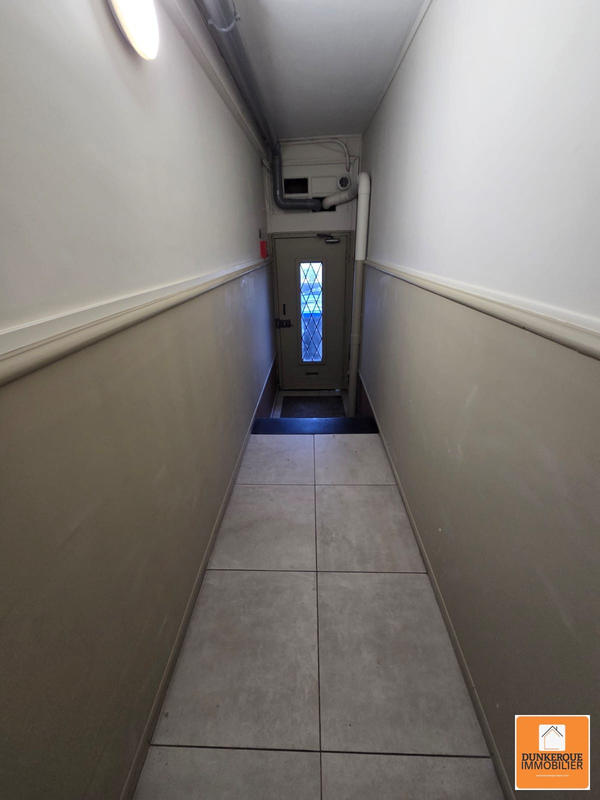 Appartement - 95 m² - 2 pièces