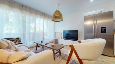 Appartement - 88 m² - 6 pièces