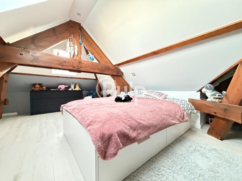 Maison - 300 m² - 10 pièces