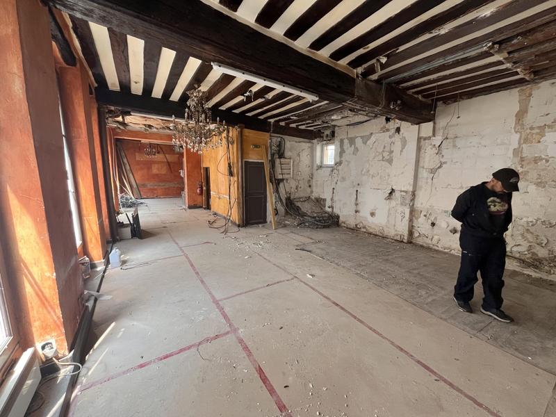 Fonds de commerce - Local commercial - 150 m²